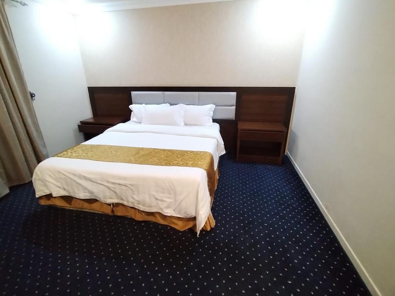 فندق الفرسان المتحدة فرع الفيصلية Aparthotel Τζέντα Εξωτερικό φωτογραφία